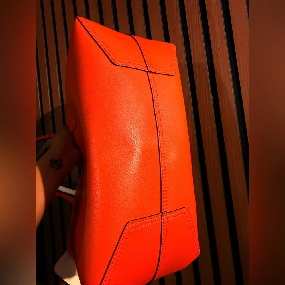 Kate Spade Ava Reversible‎ Orange Leather Tote Pouch MSRP $359